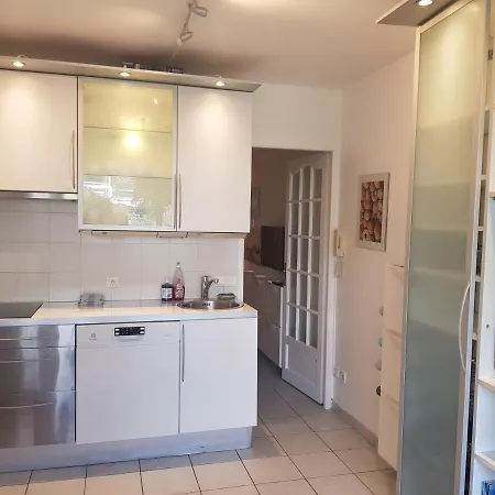 Apartment Moderne F1 Situation Ideal *